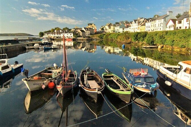 2.5 Hour Guided Sea Kayaking in Roundstone Bay - Inishlacken island option: a fun shore moment for stronger paddlers
