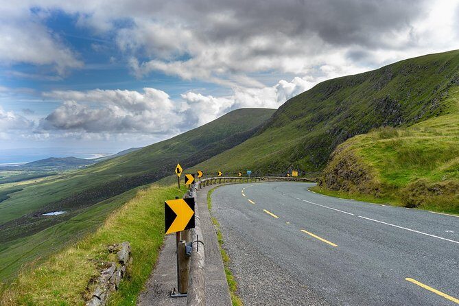 3-Day Blarney Castle, Ring of Kerry, & Cliffs of Moher Rail tour - Cliffs of Moher to Burren to Galway: The Best Way to Do This Stretch Without a Car