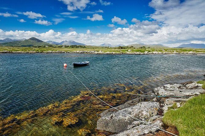 3-Day Southern Ireland Tour Including Galway and Kerry from Dublin - Comfort on the road: Wi‑Fi, seatbelts, and how not to lose time