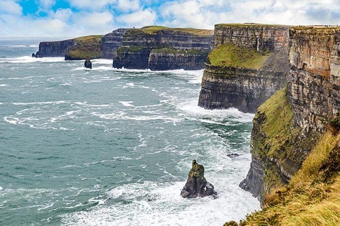 3-Day West Coast Explorer from Dublin Including Admission - The driver-guide effect: why names like Gerry, Neal, Kieran matter