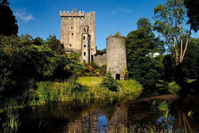 4-Day Blarney Castle, Ring of Kerry, Cliffs of Moher & Connemara - Day 2: Ring of Kerry Loops Past Kerry Passes and Killarney National Park