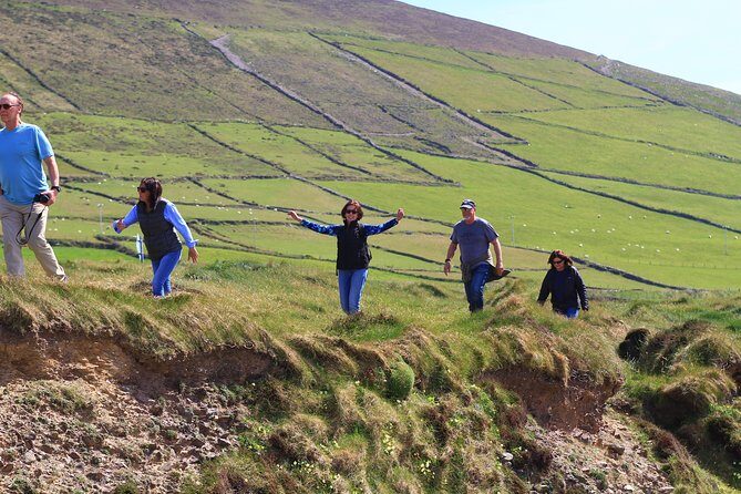 6-Day Magical Southern Explorer Small Group Tour - Cahir Castle and Blarney Castle: Fortified Power Then Legendary Storytelling