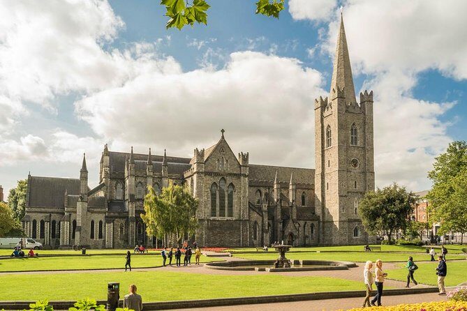 90 Minute Dublin Walking tour and Sightseeing tips - Christ Church Cathedral: A Viking King’s Legacy on the Liffey