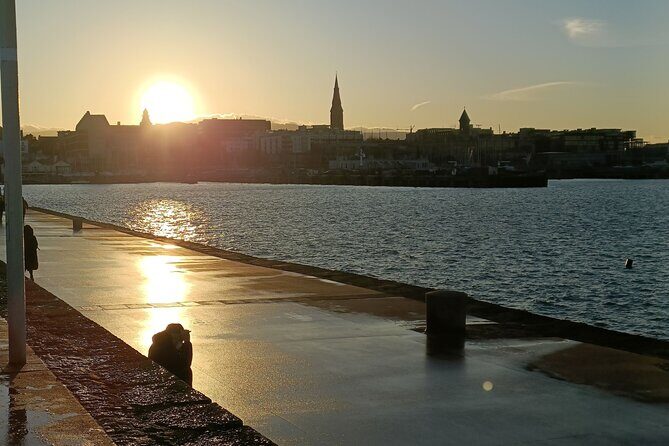 A Self-Guided Stroll Along Dún Laoghaire's East Pier - Before you go: what you need for VoiceMap to work