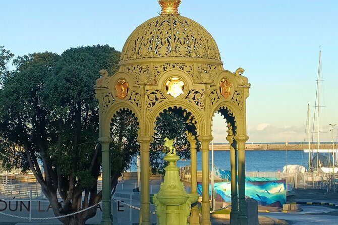 A Self-Guided Stroll Along Dún Laoghaire's East Pier - King George IV Monument and the RMS Leinster Memorial: power, empire, and loss