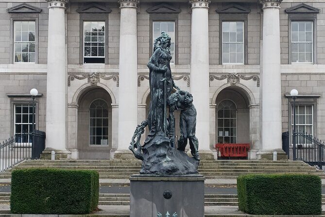 A Self Guided Walking Tour of Dublin's Docklands - The Jeanie Johnston and Modern Crossings: Two Eras on One Route