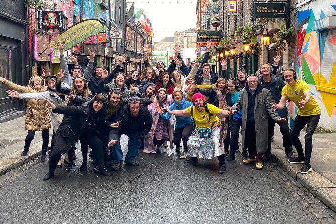 A Silent Disco Walking Tour - Silent Disco Walking Tour: Dublin With Music, Not Lectures