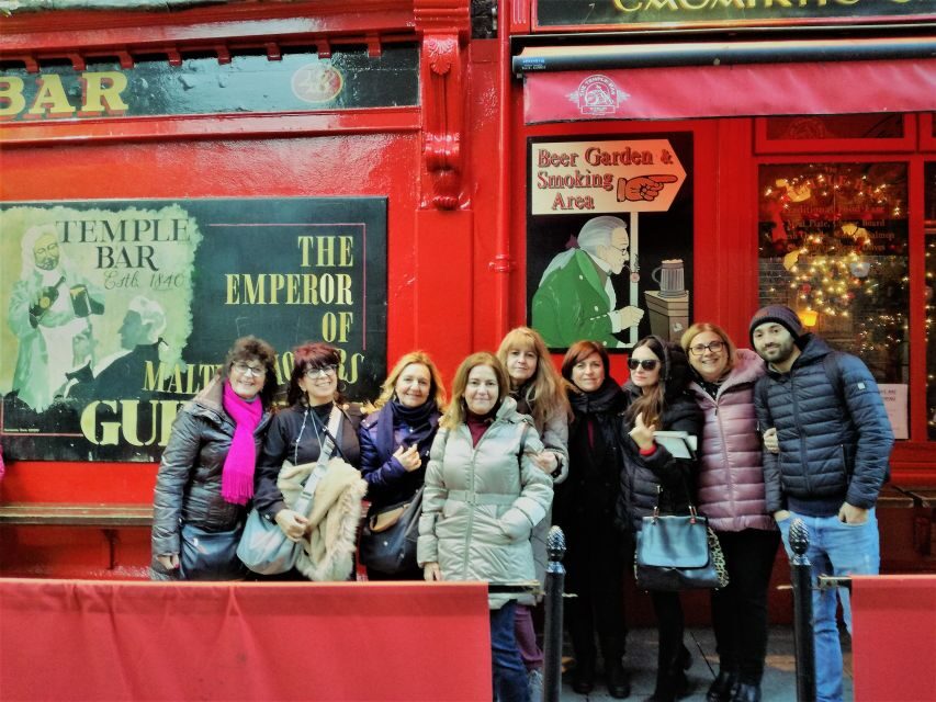 All Dublin 3 hours italian walking tour - Castle walls, Victoria Garden, and Dublin’s in-between spaces