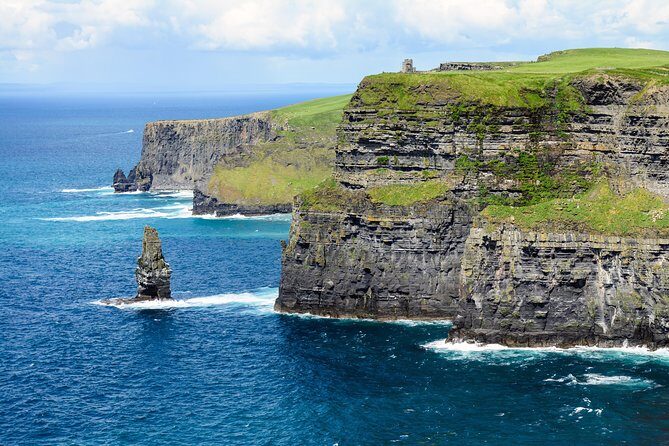 Aran Island, Cliffs of Moher & Cruise tour from Galway. Guided. - Ferry to Inisheer (Inis Oirr): the smaller island that feels like the point