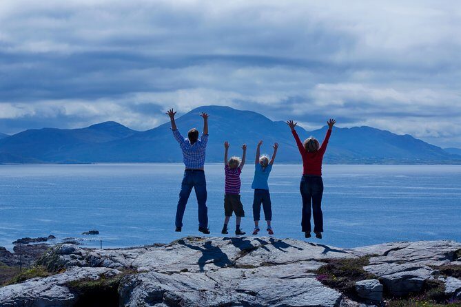 Beautiful Southwest Tour 2022 - Ring of Kerry and Dingle Peninsula: big views, less planning, and lots of motion