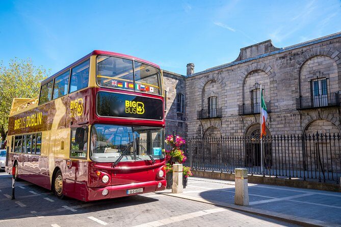Big Bus Dublin Hop-on, Hop-off Sightseeing Tour with Live Guide - The night tour and walking tour: turning a bus day into a real evening plan