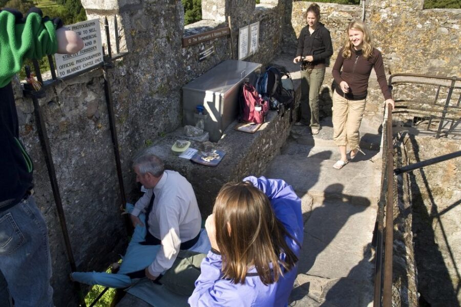 Blarney Castle Full-Day Tour from Dublin - Rock of Cashel and the St Patrick Stops: Crosses and Round Tower