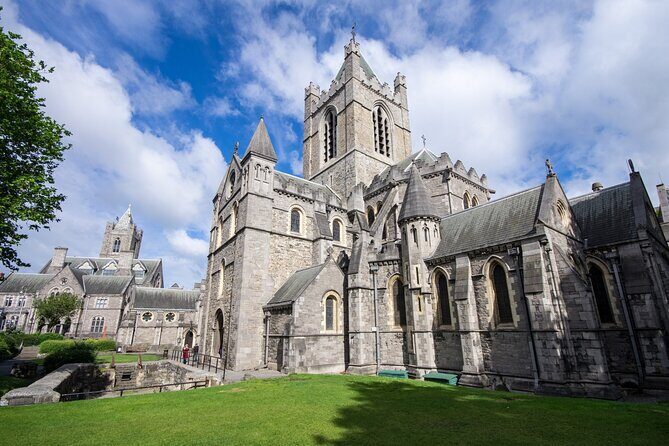 Book of Kells, Dublin Castle, Christ Church Cathedral Tour - Dublin Castle courtyards: the feeling of a power center without the full ticket