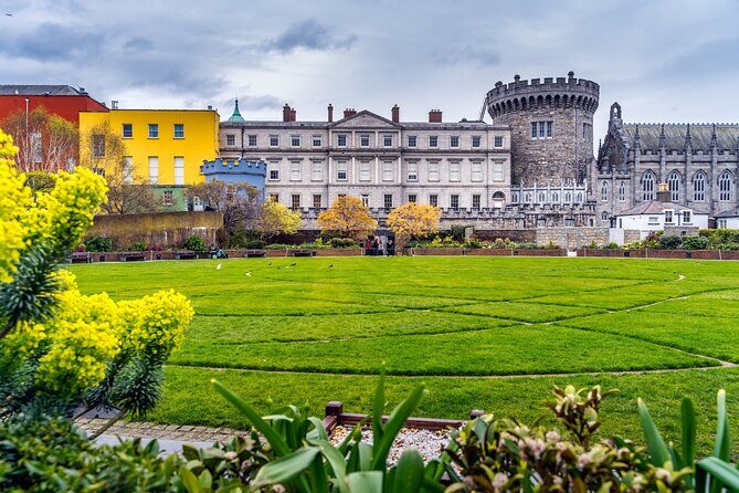 Book of Kells, Dublin Castle, Christ Church Cathedral Tour - Trinity College’s Old Library: the Long Room moment you came for