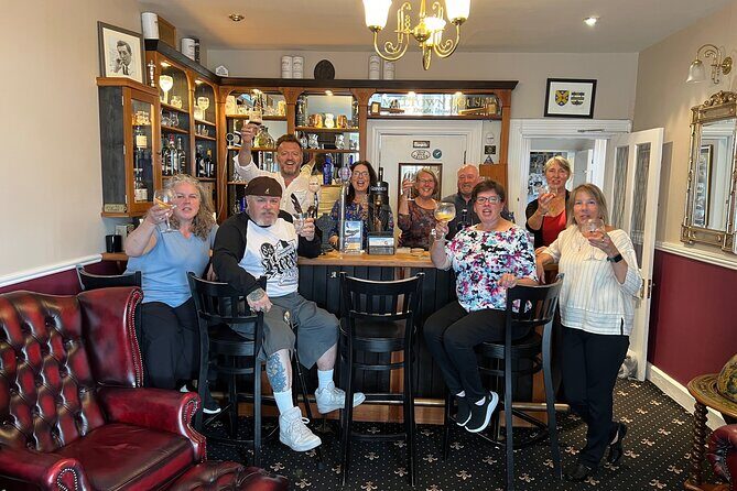 Castles/Classics Tour: 7 day Essential Ireland (Ashford Castle) - Dick Mack’s in Dingle: a classic pub stop done right