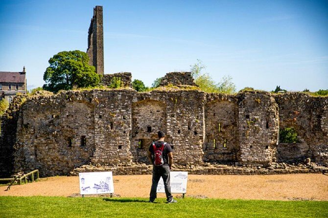 Celtic Boyne Valley & Ancient Sites Day Tour From Dublin - Loughcrew Cairns Passage Tombs: The 6,000-Year Rock Art and the Workout