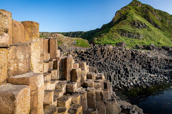Chauffeur Giants Causeway & Belfast Private Day Tour From Dublin - Castlebellingham Coffee Stop and The Dark Hedges Photo Timing