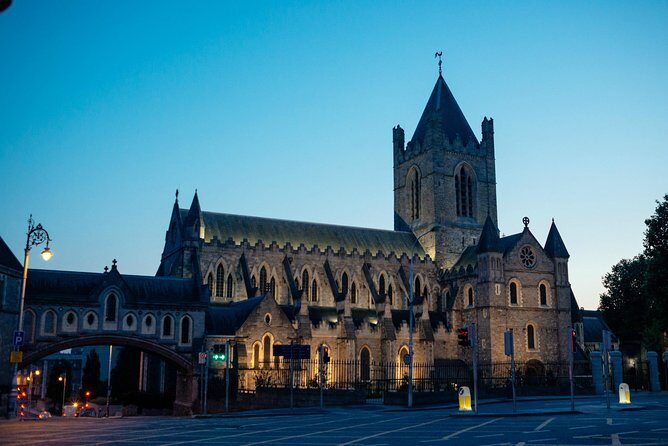 Classic Irish Pubs Private Tour of Dublin: Live Music, Beer and Nightlife - Price and value: $177.64 per person with real inclusions