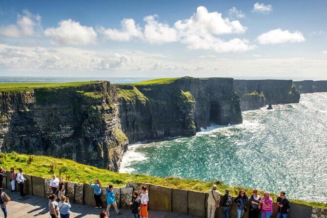 Cliffs of Moher, Burren and Bunratty with Private Chauffeur Tour - Sean’s Bar: A Quick Stop in Ireland’s Oldest Pub Scene