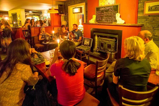 Cliffs of Moher Day Tour from Limerick: Wild Atlantic Way - Bunratty Castle and Folk Park: The 20-Minute Photo and Refresh Break