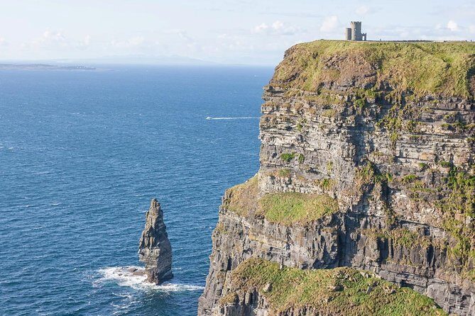 Cliffs of Moher Luxury Private Day Tour - Doolin’s 60 minutes: folklore, food, and live music potential