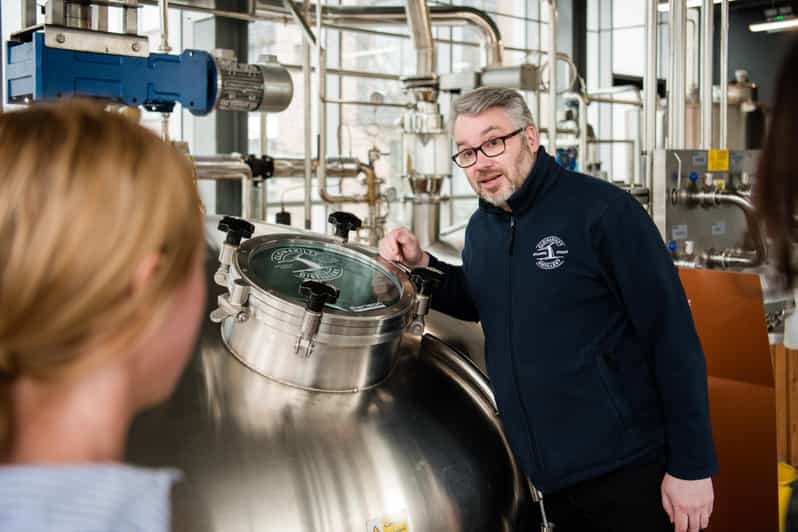 Clonakilty Distillery: Tour & Classic Whiskey Tasting - Language note: English-led tour with board translations