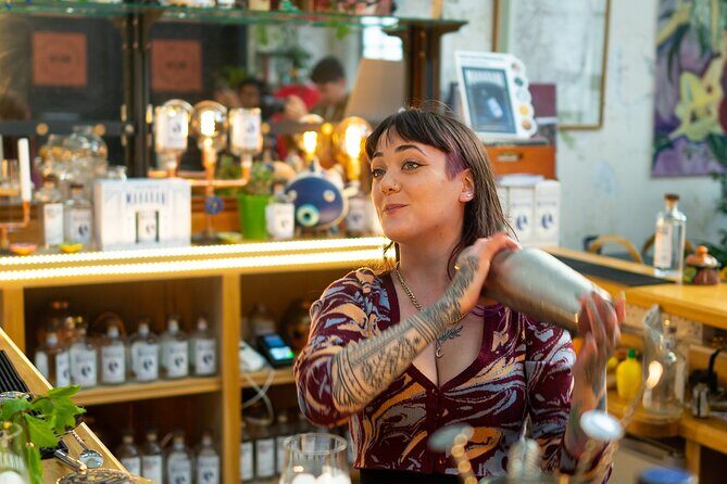 Cocktail Masterclass & Distillery Tour Combo - The Cocktail Workshop in the Custom Oak Bar