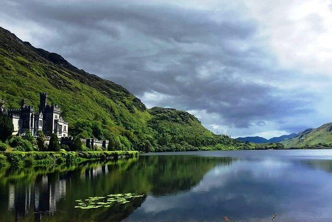 Connemara & Connemara National Park day tour from Galway. Guided. - The morning start: Merchants Road and a 09:30 departure