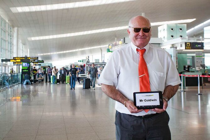 Cork Private Transfer from Cork Airport to City centre - The ride into Cork City: short, comfortable, and stress-free