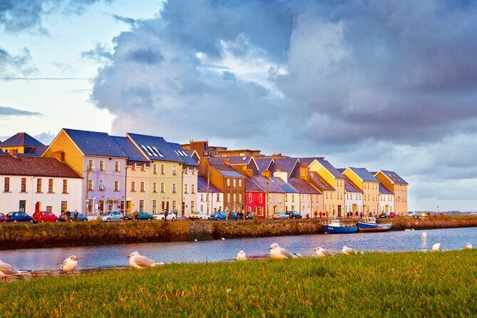 Day trip to Cliffs of Moher & Bunratty Castle and Ennis - The Burren National Park coast drive: why the bus ride matters