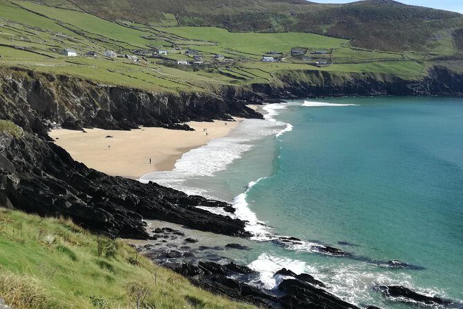 Dingle Town & Peninsula Private Chauffeur Driven Day Tour From Killarney Luxury - Luxury comfort on Dingle Peninsula roads (without the driver headache)