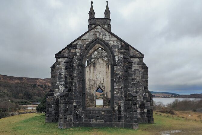 Donegal Electric Bike Tour with Local Guide: Half-Day Adventure - Abandoned stone cottages tied to the Great Famine