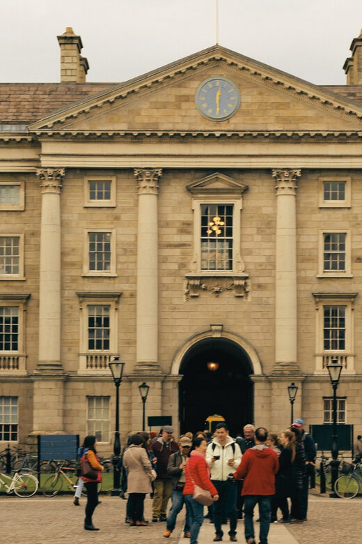 Dublin: 2 Hour City Center Guided Walking Tour - Price and value: what $26 buys in real time