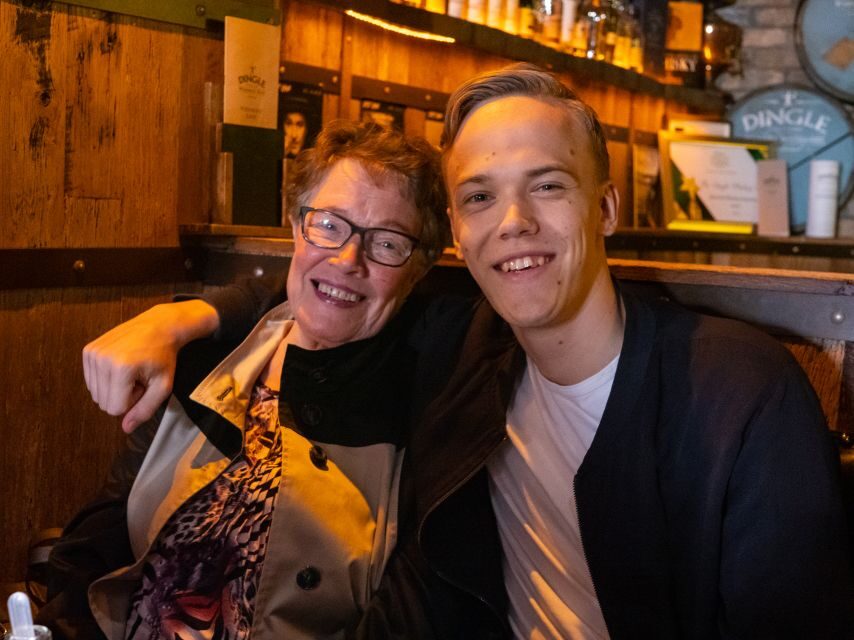 Dublin: 2-Hour Premium Whiskey and Food Tasting Tour - Temple Bar finale at the Palace Bar: authors, atmosphere, and a last pour