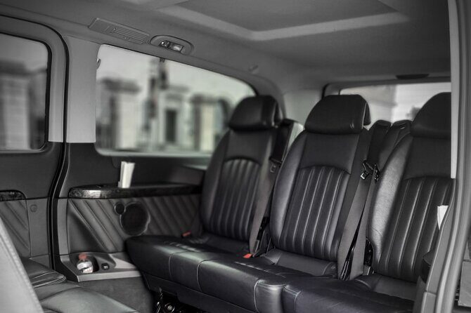 Dublin Airport & City Transfers - Drivers and Dublin orientation you can actually use