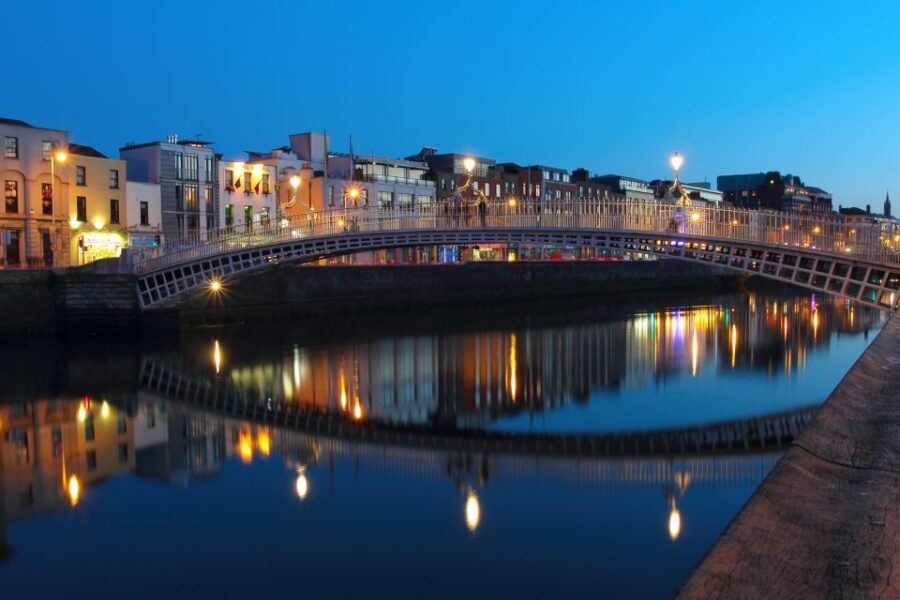 Dublin: Big Bus Panoramic Night Tour with Live Guide - FAQ