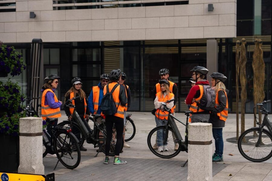 Dublin: Bike & E-Bike Tour with a Local Guide - Guinness Storehouse: tasting the myth, then moving on