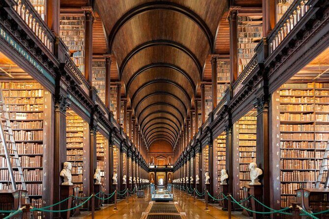 Dublin Book of Kells, Castle and Molly Malone Statue Guided Tour - Key highlights and what makes this tour click