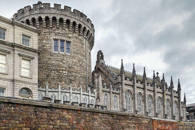Dublin Book of Kells, Castle and Molly Malone Statue Guided Tour - How the early Trinity entry helps you actually see the Book of Kells