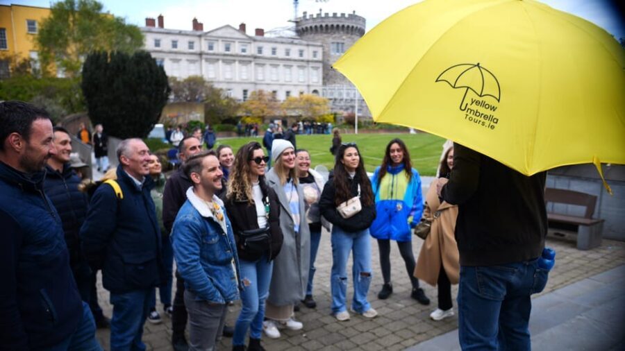 Dublin: Bucket List Sights Walking Tour - Dublin Castle: layers of medieval and Georgian, plus independence in 1922