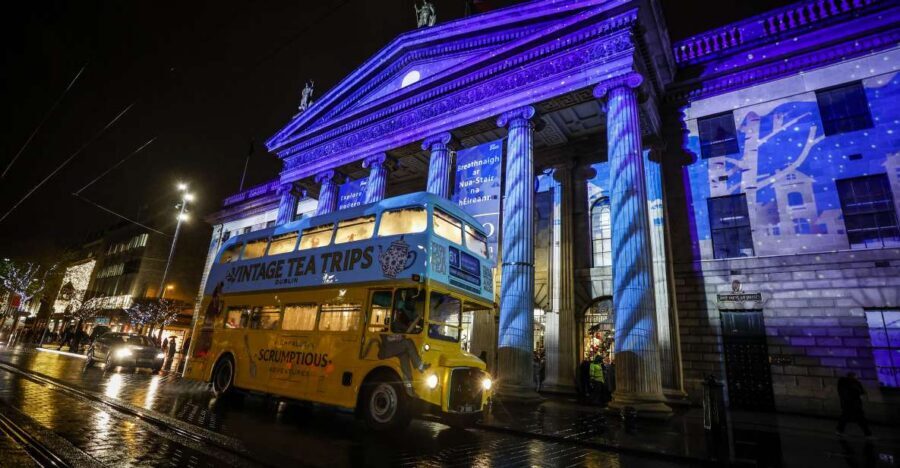 Dublin: Christmas Lights Festive Bus Tour with Afternoon Tea - A Vintage Bus and Christmas Tea: The Core Idea