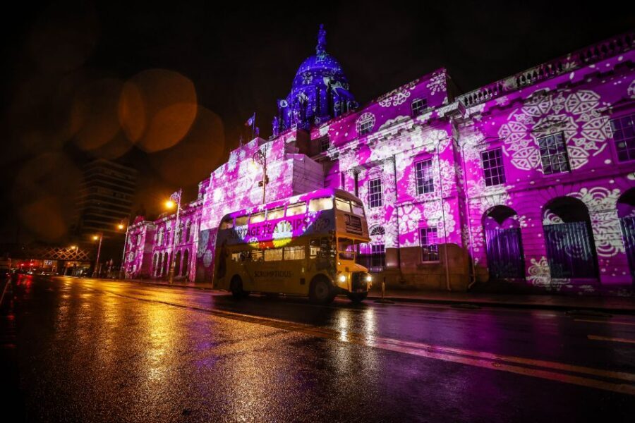 Dublin: Christmas Lights Festive Bus Tour with Afternoon Tea - What the 80-Minute Route Feels Like on the Ground