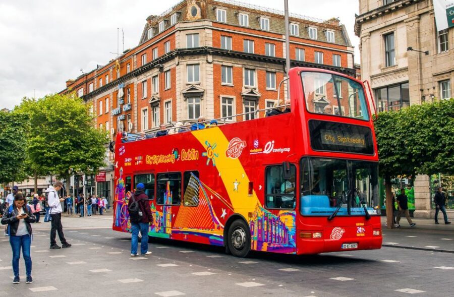 Dublin: City Sightseeing Hop-On Hop-Off Bus Tour - Merrion Square, galleries, and green pauses at St Stephen’s Green