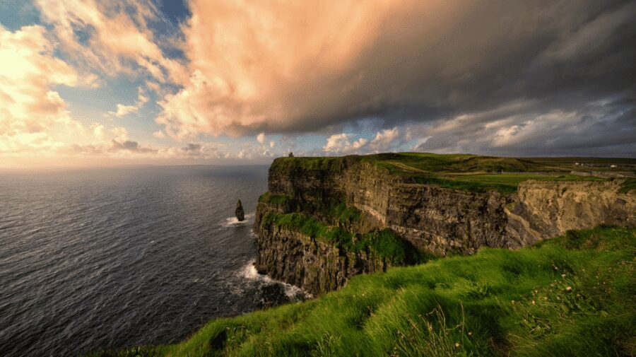 Dublin: Cliffs of Moher, Ennis, & Bunratty Castle Day Tour - The Atlantic Edge and O’Brien’s Tower: choosing your cliff experience