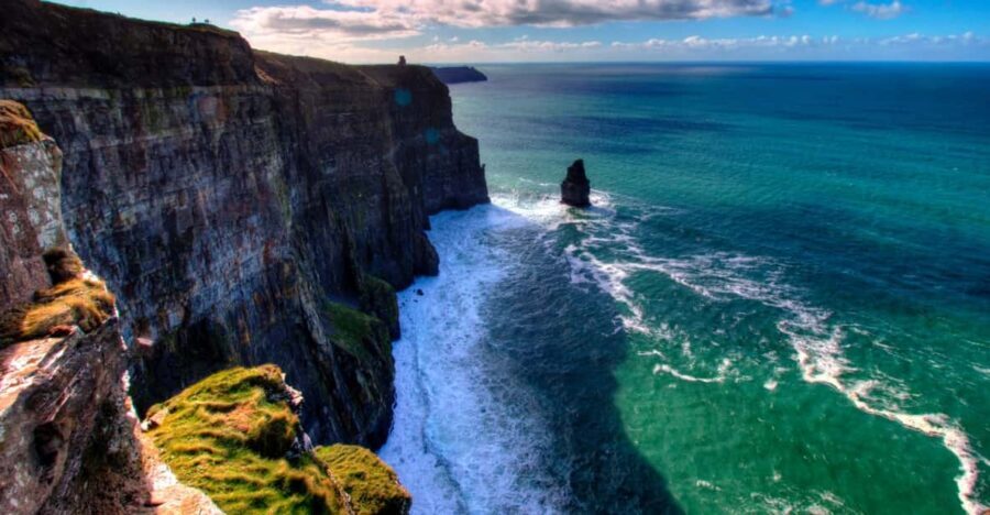 Dublin: Cliffs of Moher, Ennis, & Bunratty Castle Day Tour - Leaving Dublin at 7:00 AM: how to beat the early start