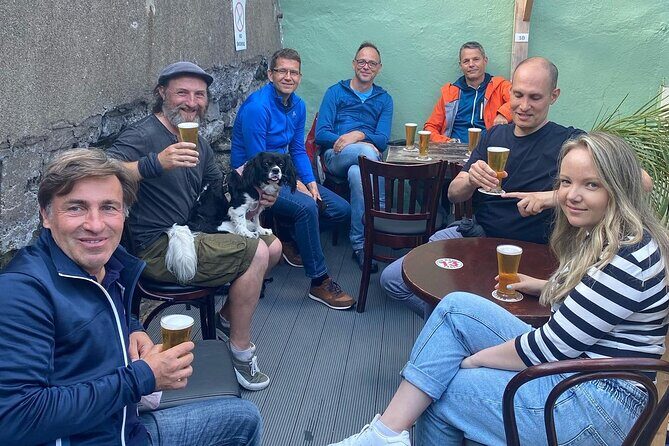 Dublin Coastal Hike, Pints & Puppies Adventure - Stop 3: Howth Lighthouse photo stop and maritime context