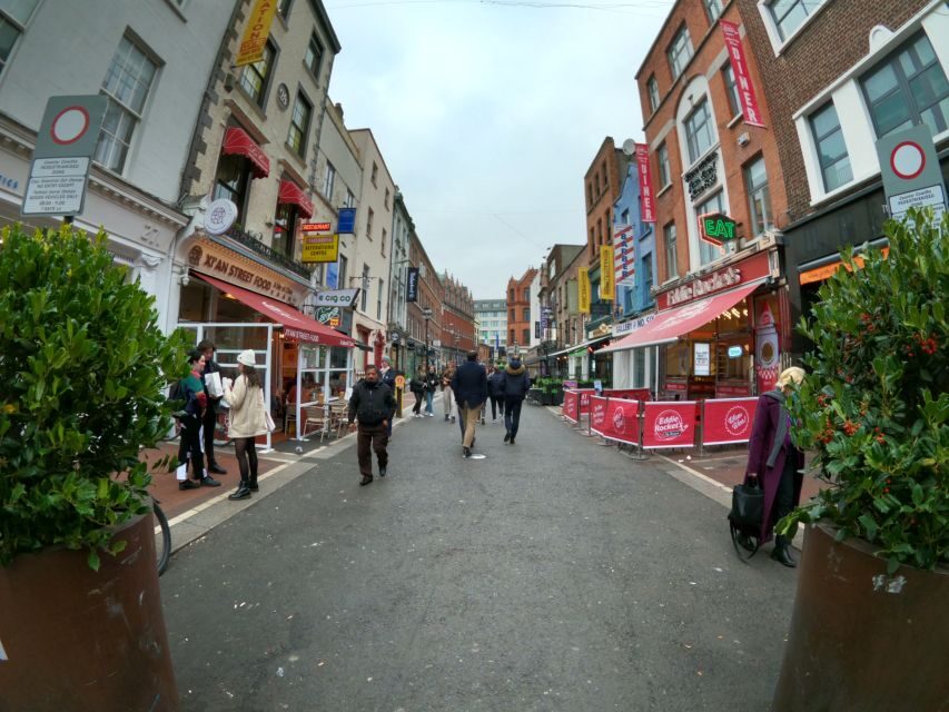 Dublin: Dublin City Highlights Private Guided Walking Tour - St. Stephen’s Green, Government Buildings, and the Oscar Wilde memorial