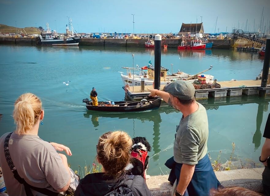 Dublin: Dublin Coastal Hike and Pints & Puppies - Hidden Howth: the “walk the way locals do” effect