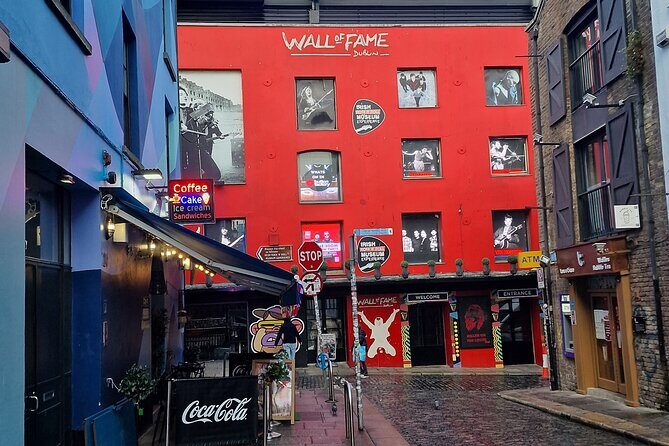 Dublin Express Private Guided Walking Tour - Temple Bar to Ha’penny Bridge: reading the city by the Liffey
