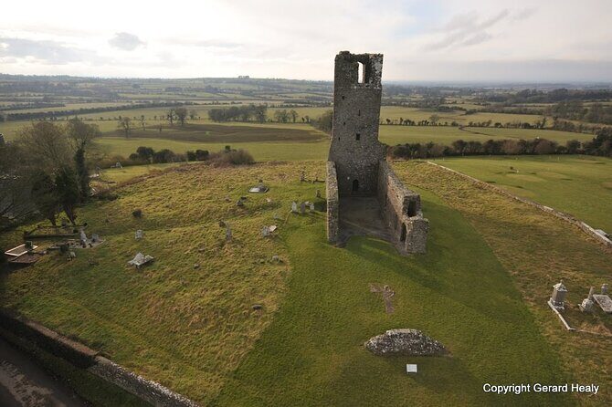 Dublin Full-Day Tour through Boyne Valley - Hill of Slane: the Paschal fire legend in context
